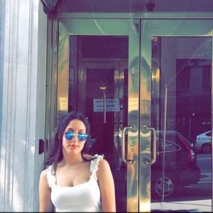 Meet your Posher, Taylor